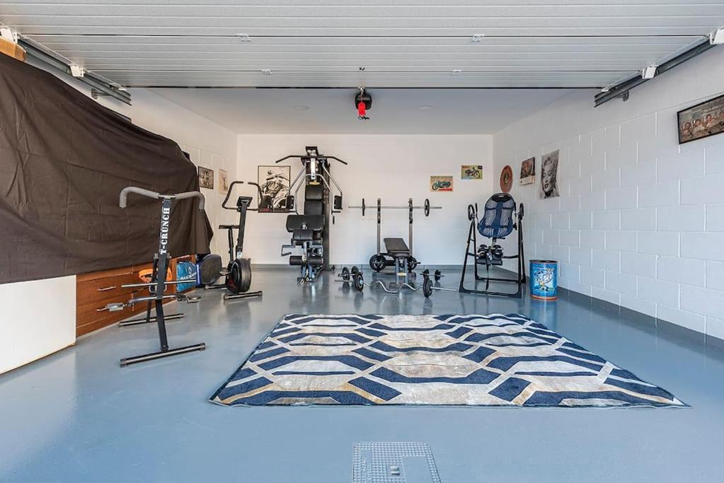 5 Stelle Piscina, Jacuzzi, Wifi - 2 Min Dal Mare Apartment Miami Playa Luaran gambar