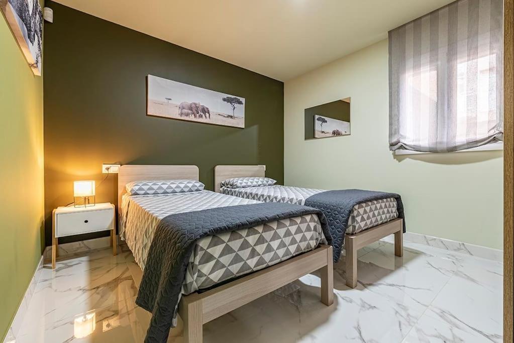5 Stelle Piscina, Jacuzzi, Wifi - 2 Min Dal Mare Apartment Miami Playa Luaran gambar